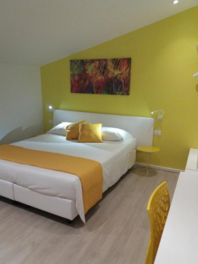 Гостиница Suite Color Verona  Верона